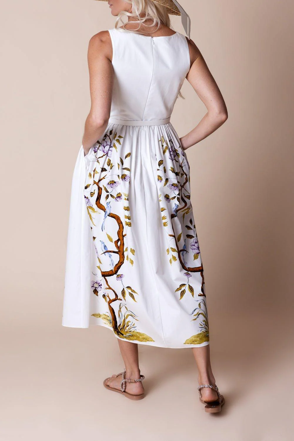 Sleeveless Scoop Neck Midi Dress - Image 4