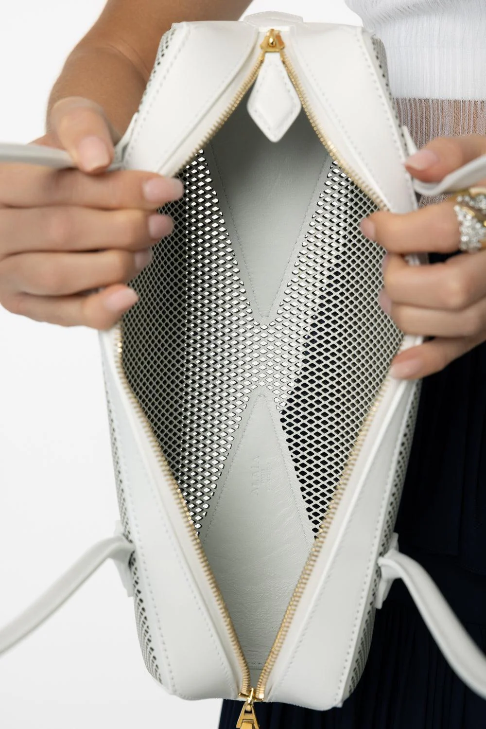 Medium Le Teckel Bag - Blanc - Image 5