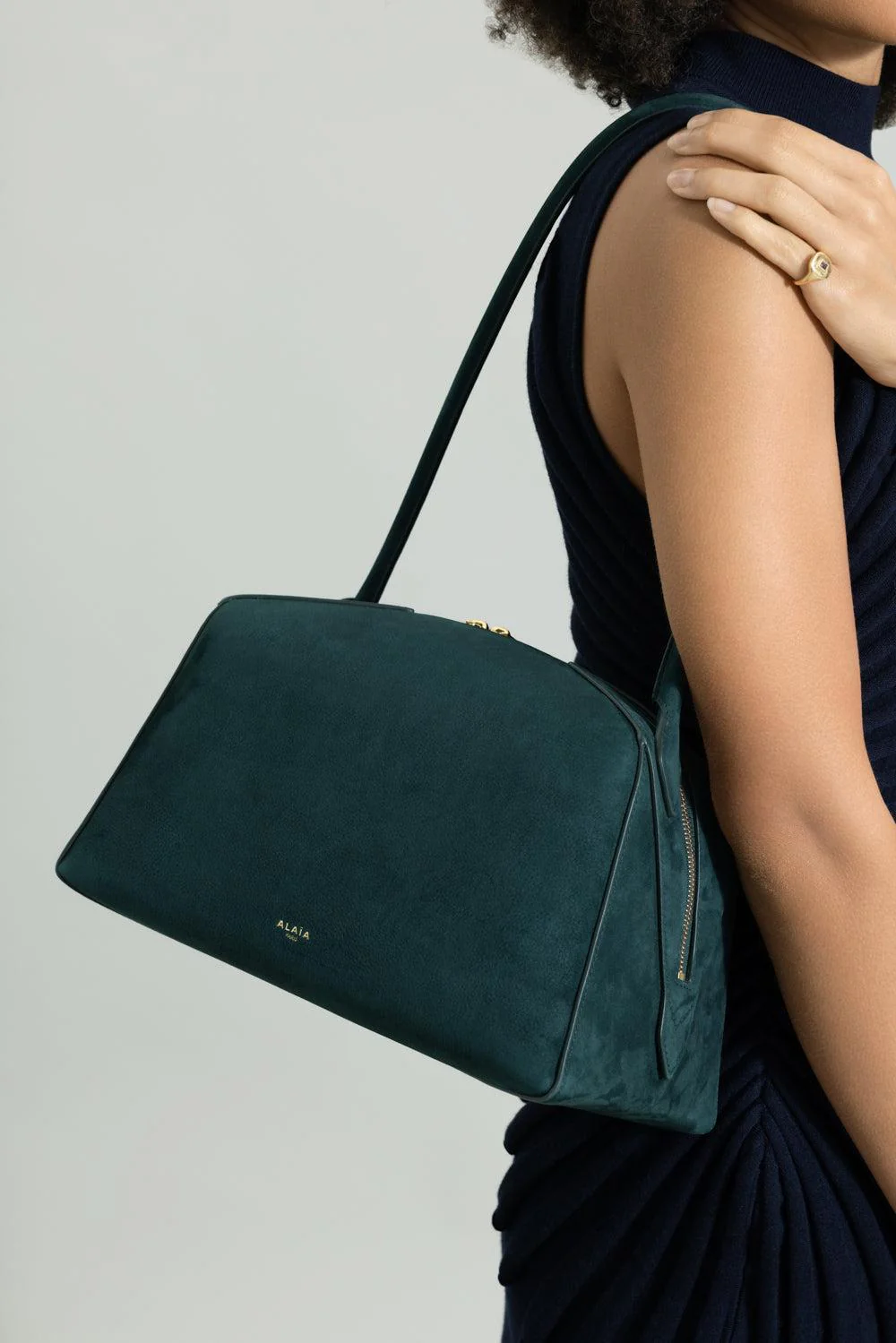 Medium Shoulder Bag - Green - Image 2