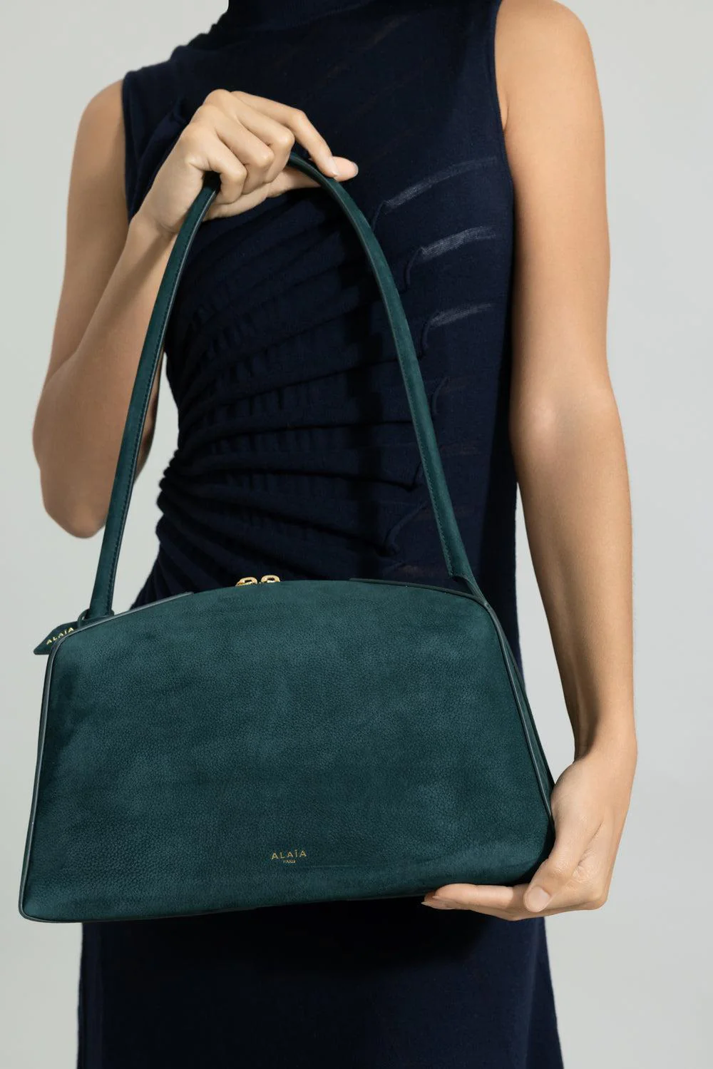 Medium Shoulder Bag - Green - Image 3