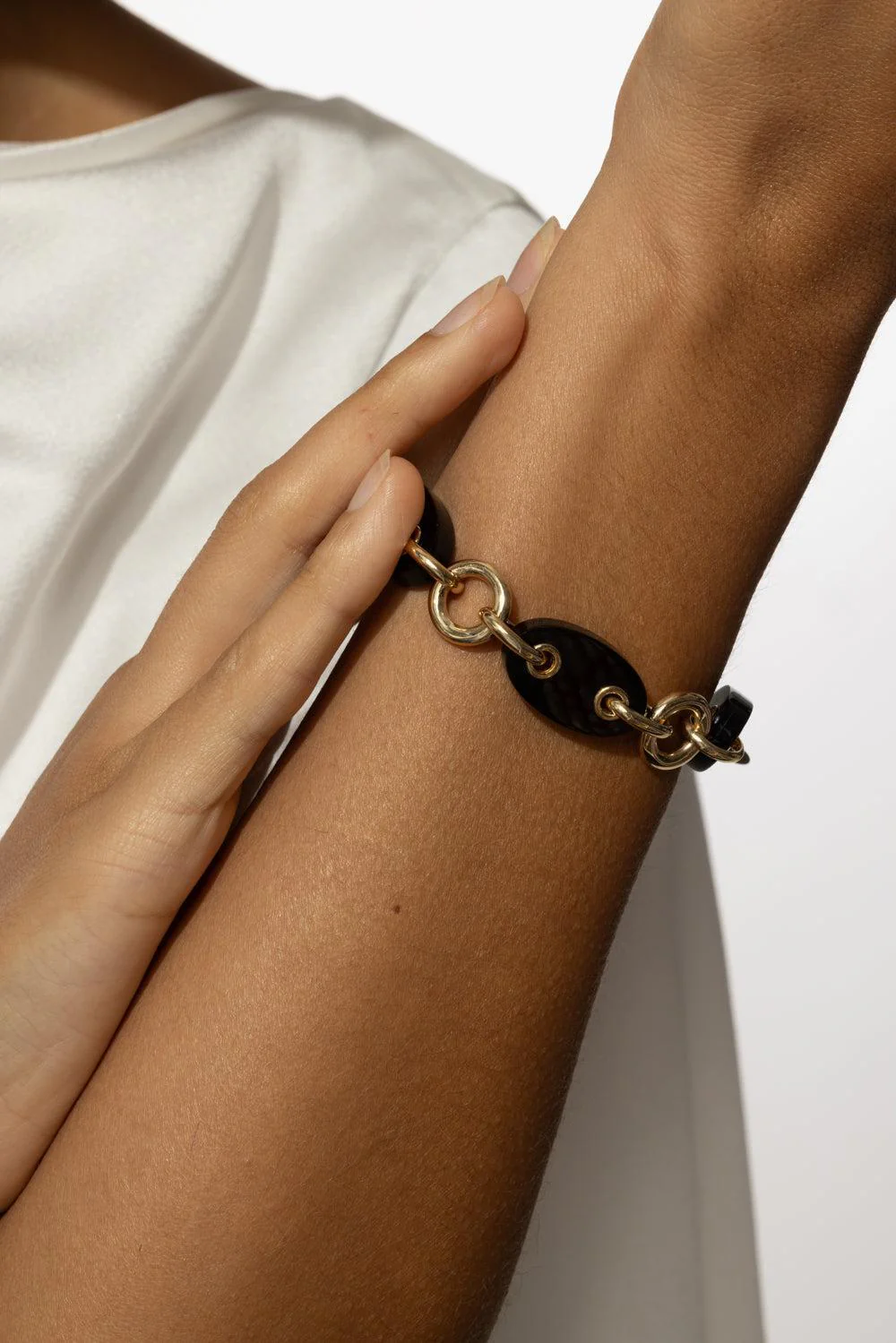 Black Onyx Costa Link Bracelet - Image 4