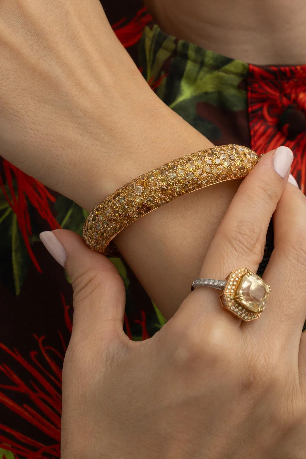 Champagne Mixed Diamond Bracelet - Image 3