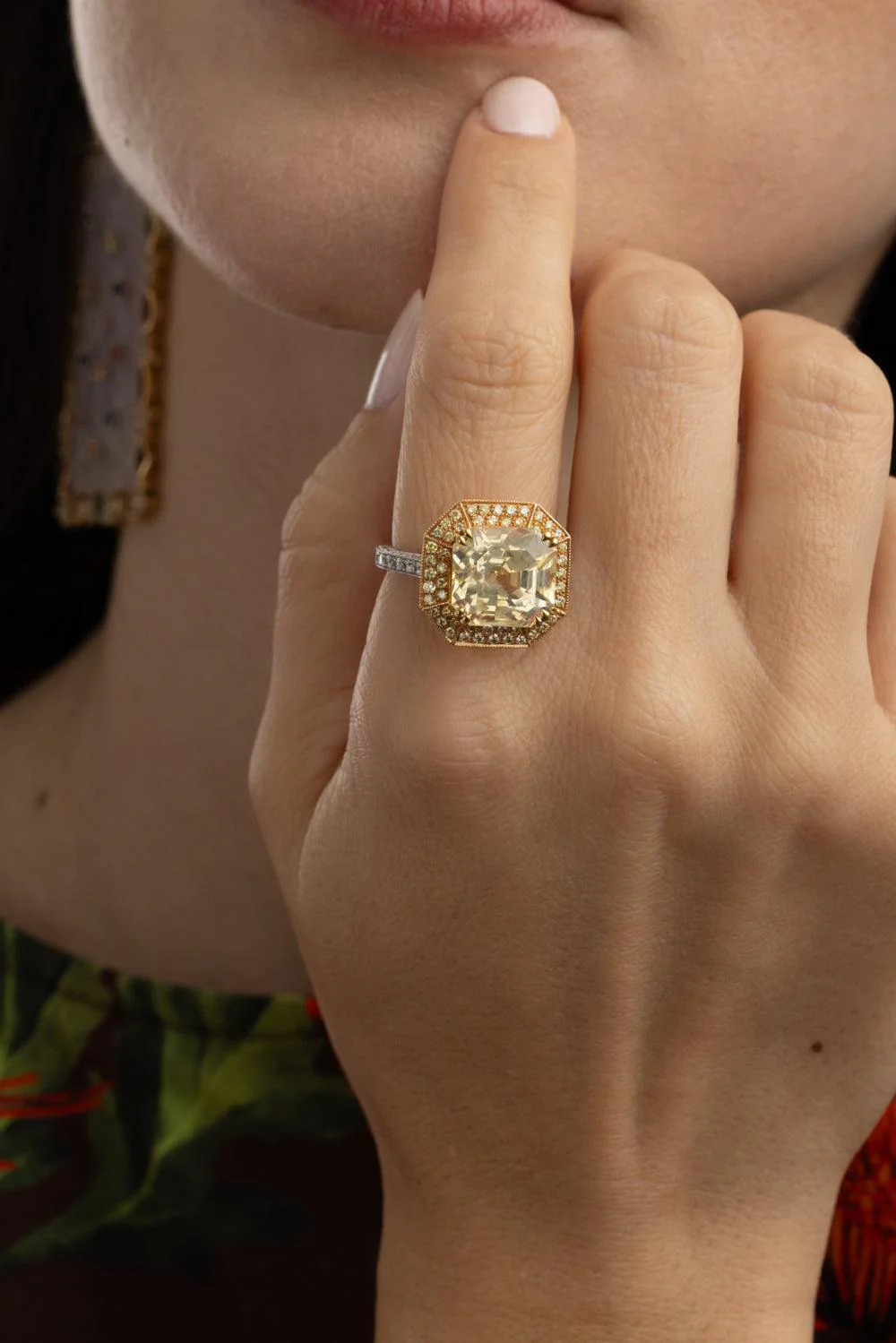 Diamond Yellow Sapphire Ring - Image 4
