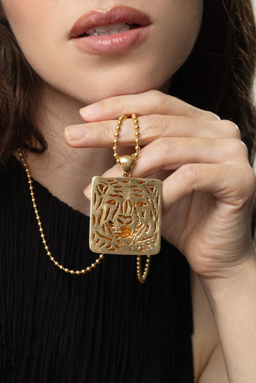 Large Tiger Pendant Necklace - Image 4
