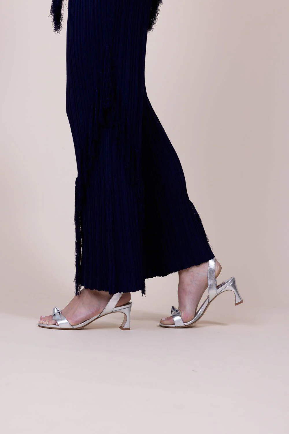 Clarita Bar Heel - Image 4