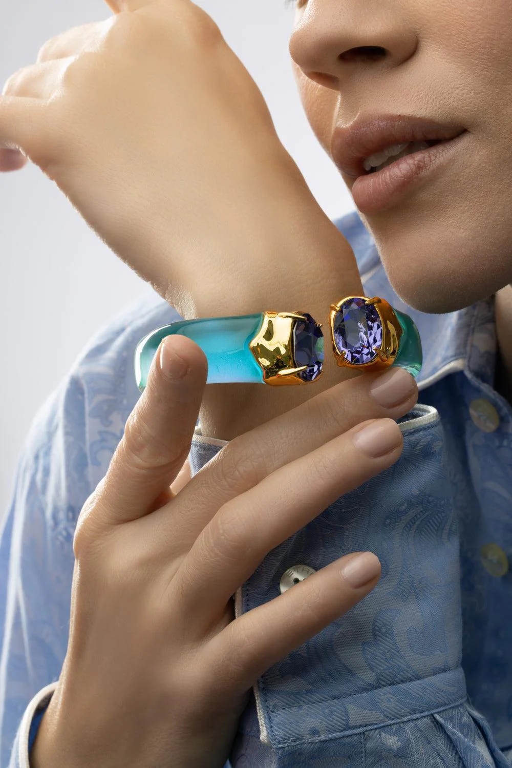 Bonbon Crystal Lucite Hinge Bracelet - Image 9