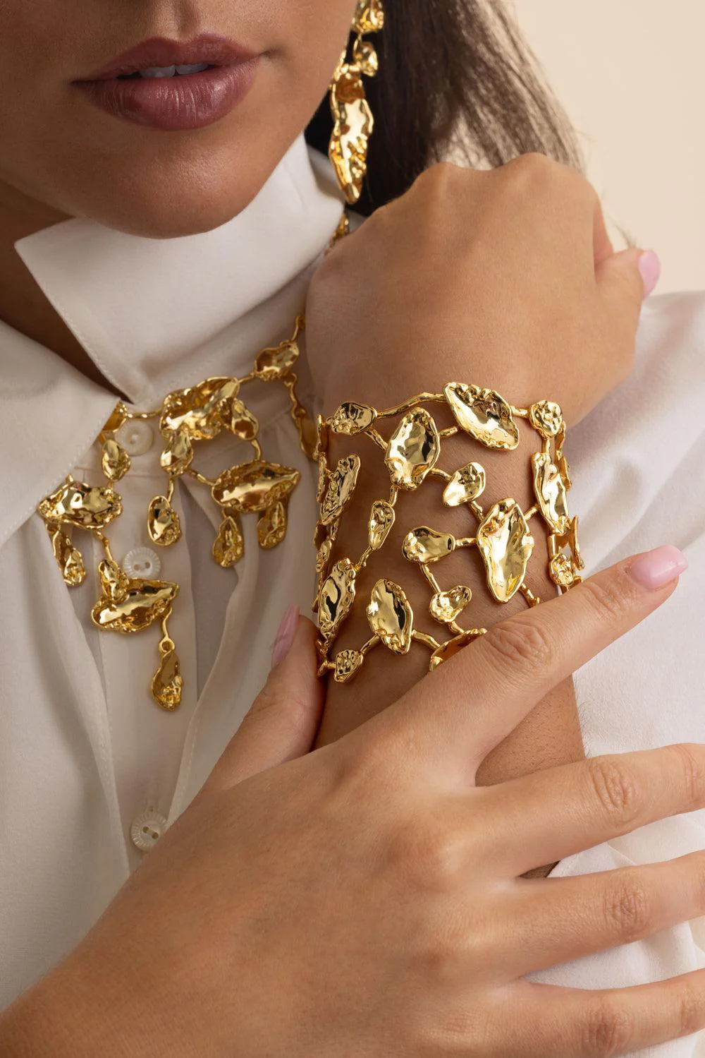 Brut Mosaic Wide Cuff Bracelet - Image 3
