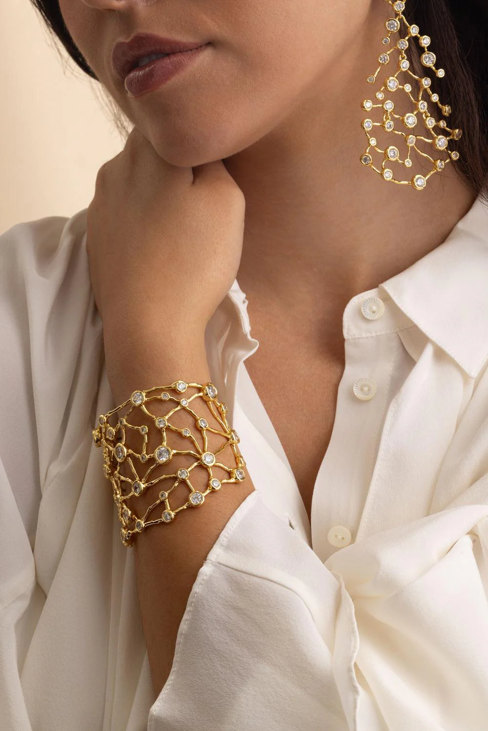Crystal Solanales Intertwined Wide Cuff Bracelet - Image 3
