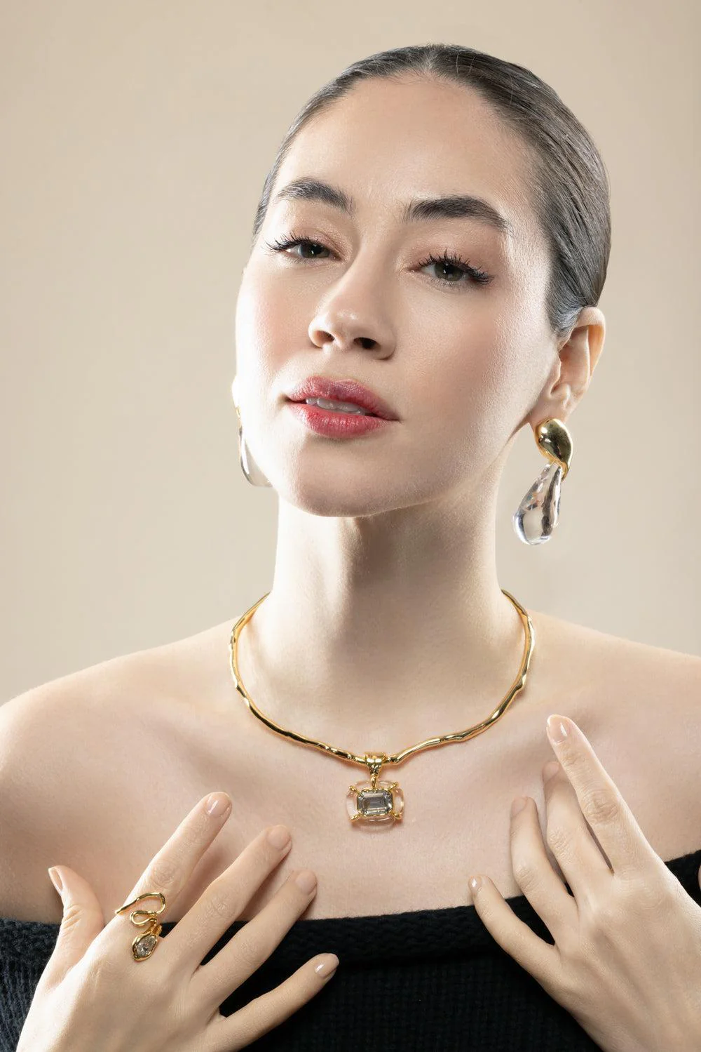 Liquid Lucite Modernist Earrings - Image 4