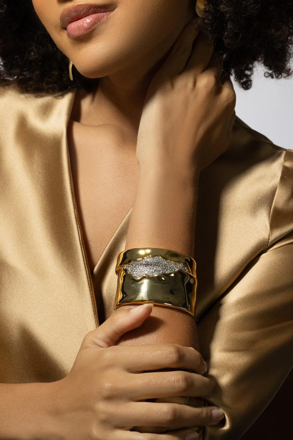 Solanale Wide Cuff Bracelet - Image 2