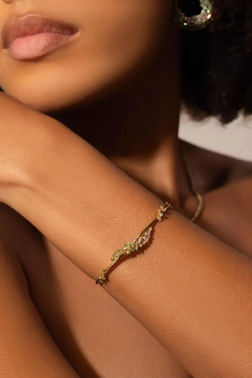Green Ombre Scatter Bangle Bracelet - Image 2