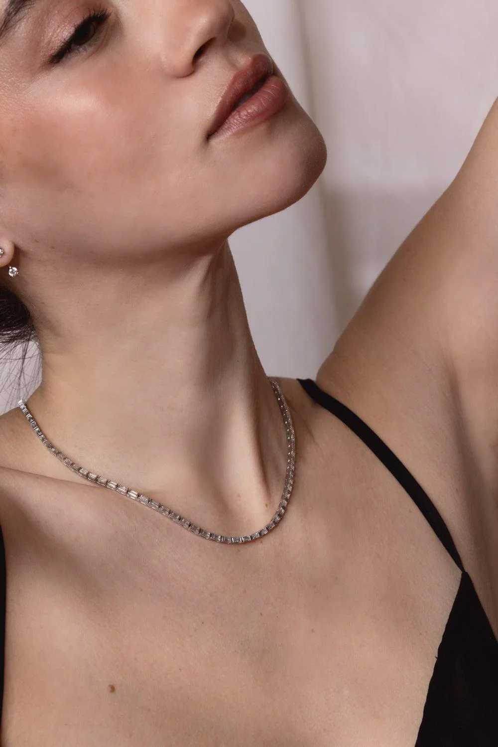 Baguette Diamond Choker Necklace - Image 4