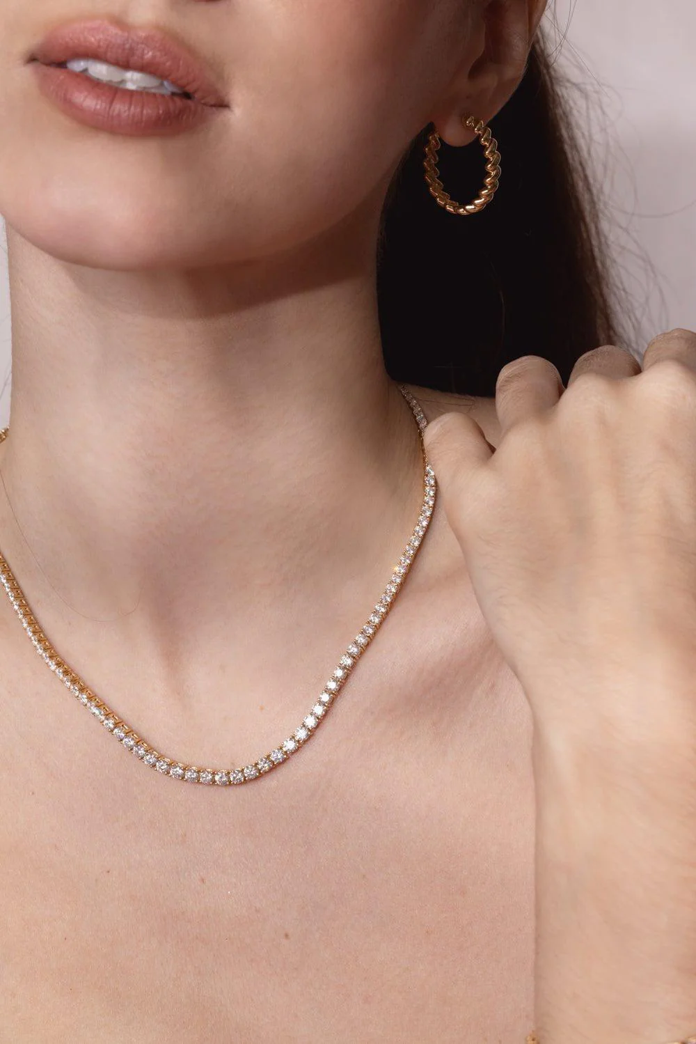 Graduated Hepburn Choker Necklace - Image 4