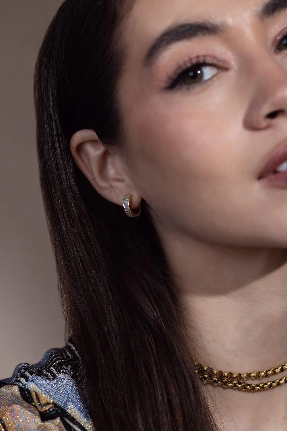 Hannah Baguette Huggie Earrings - Image 3