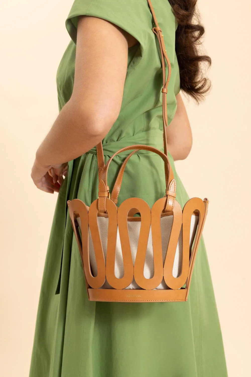 Medium Artistè Tote Bag - Natural Caramel - Image 3