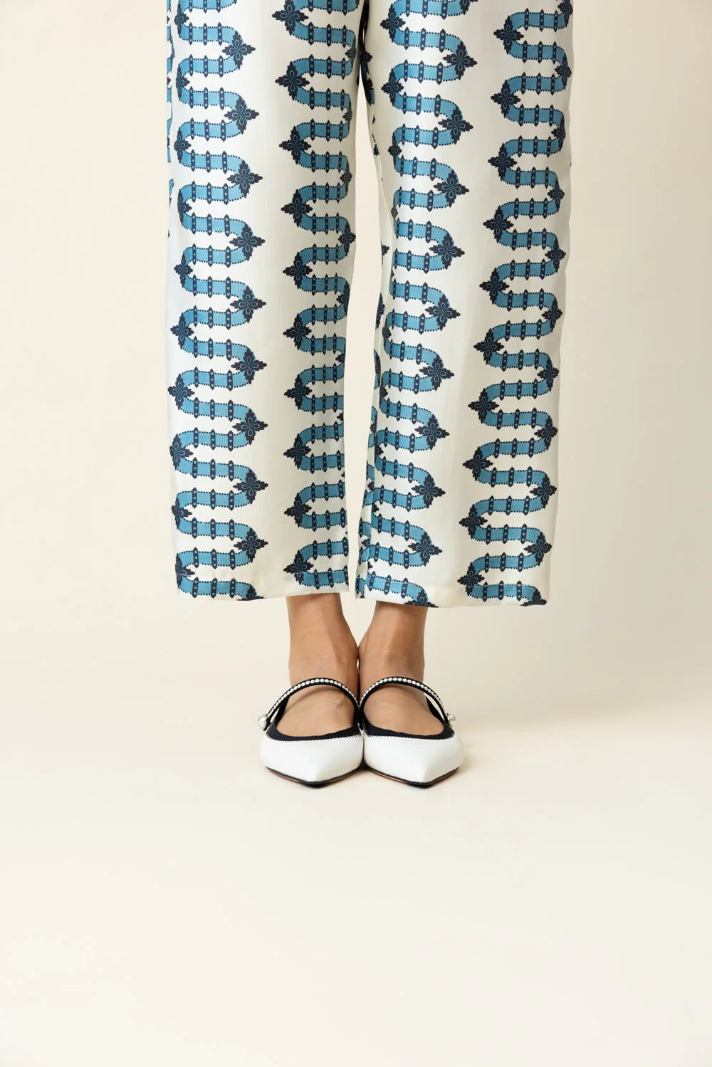 Romy Flat - Image 4