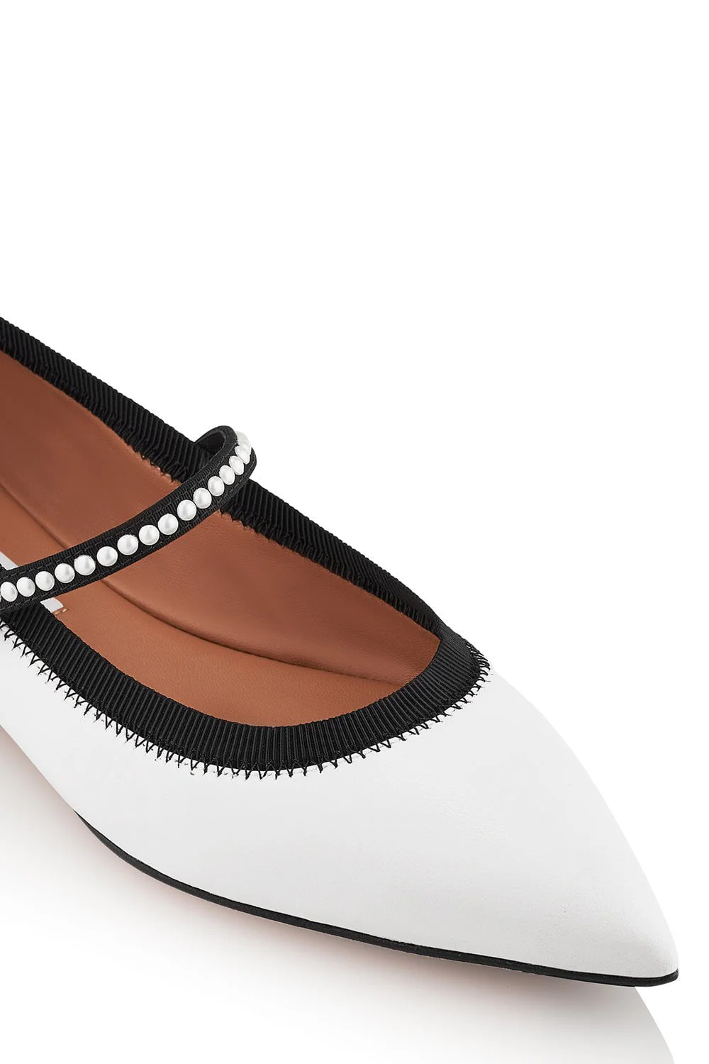 Romy Flat - Image 6