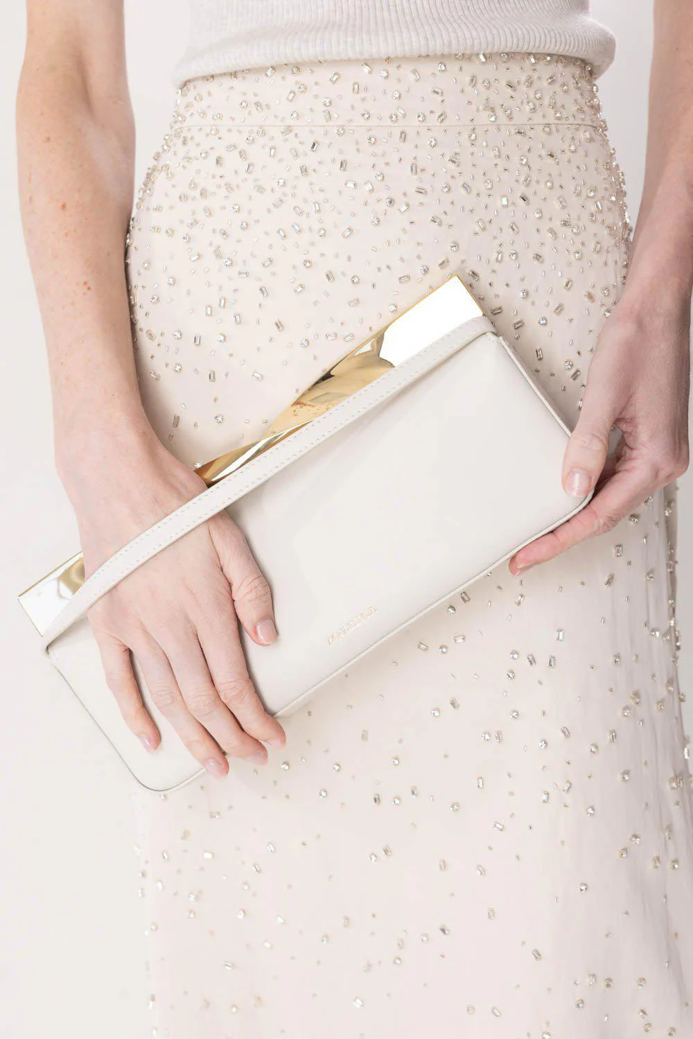 Twist Shoulder E/W Bag - Image 5