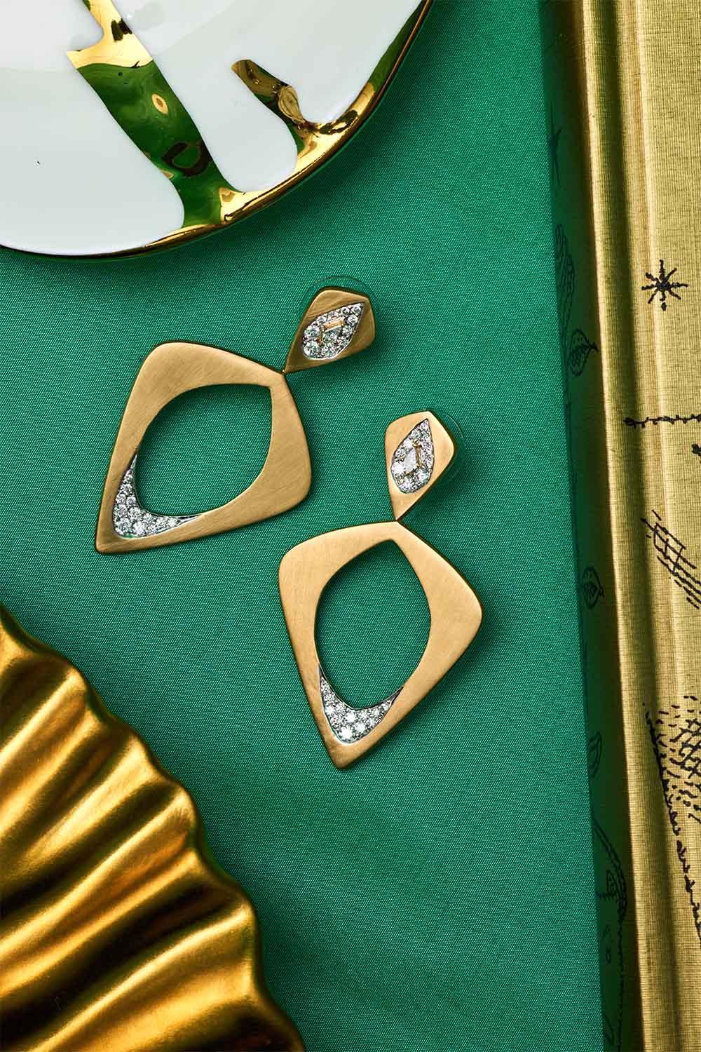 Diamond Wicker Single Layer Earrings - Image 5