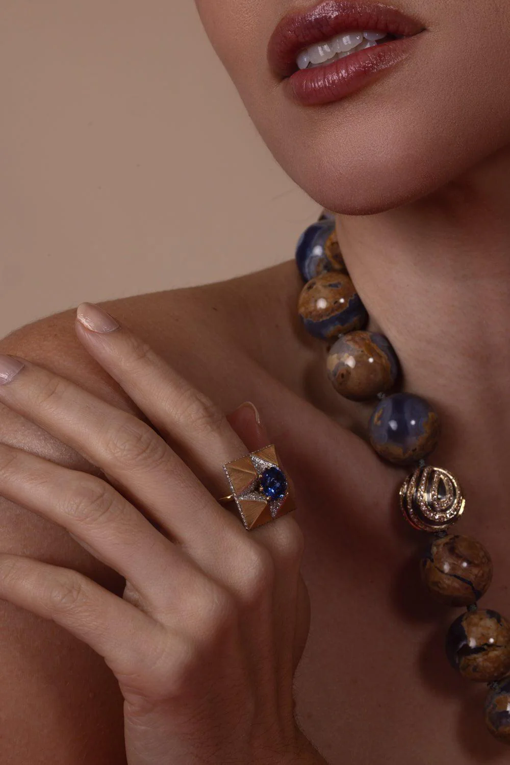 The Sapphire Fortune Teller Origami Ring - Image 3