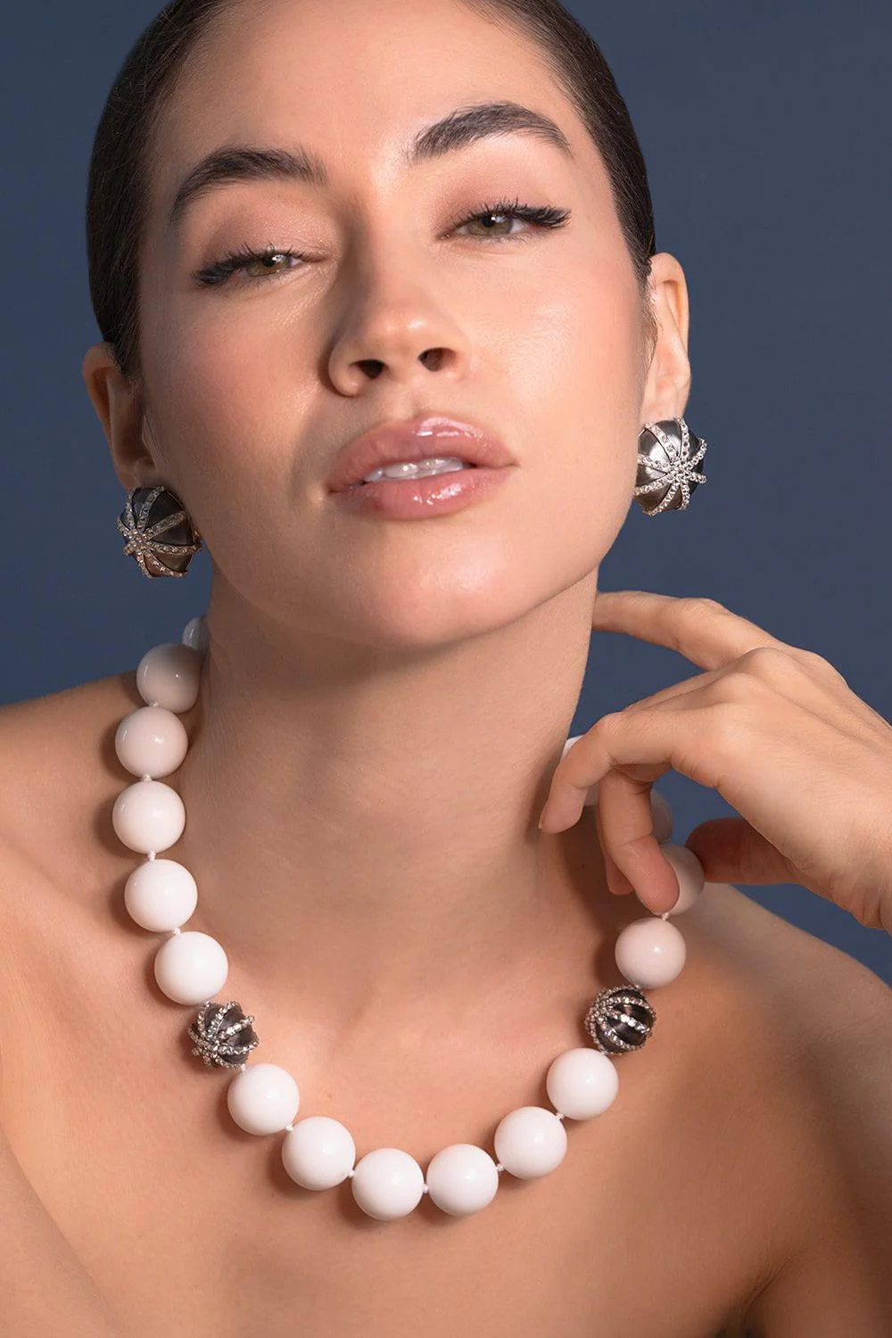 White Agate Necklace - Image 4