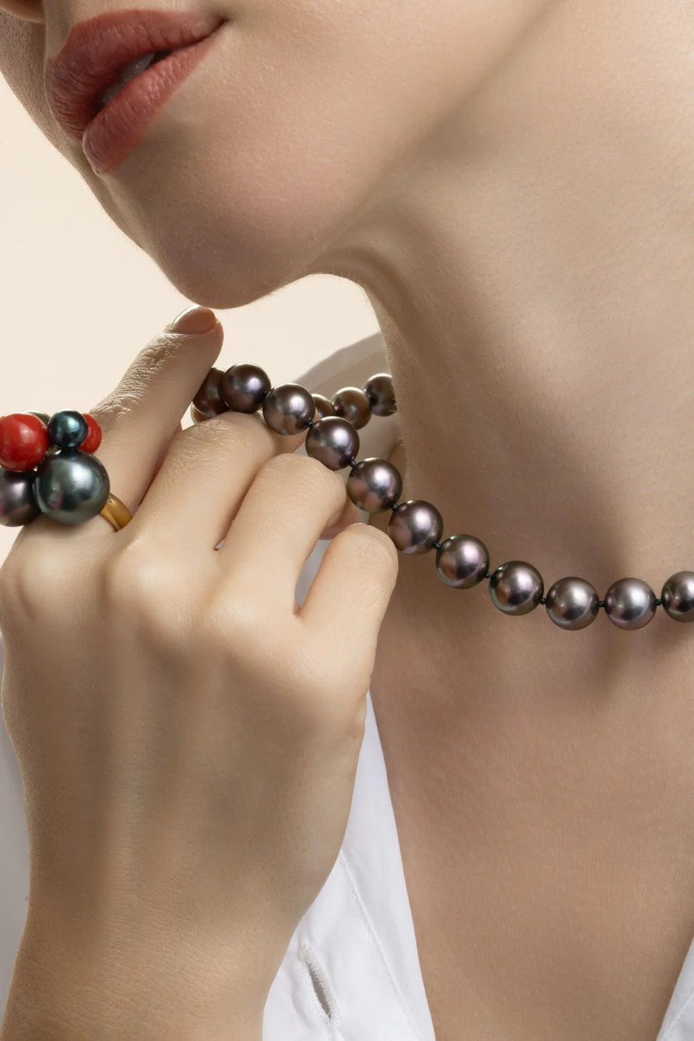 Round Tahitian Pearl Necklace - Image 3