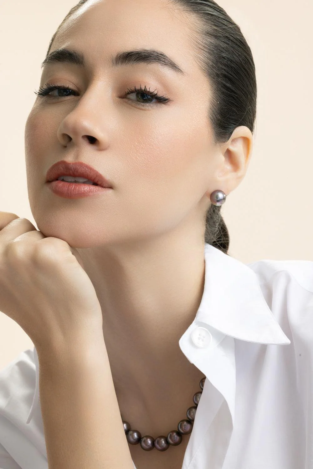 Tahitian Pearl Stud Earrings - Image 4
