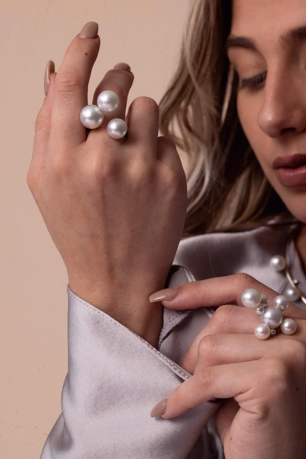 Three Bubble Pearl Ring - Image 2