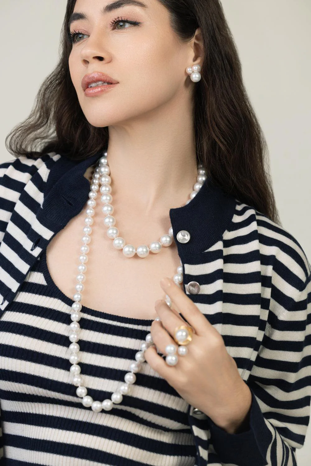 White South Sea Strand Necklace - Image 3