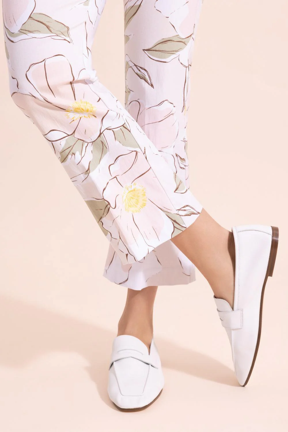 Leo Crop Flare Pant - Floral Petal - Image 3