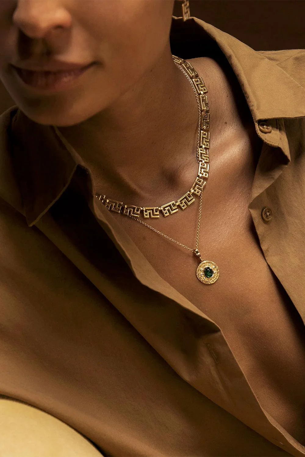 Medium Cable Chain Necklace - Image 2