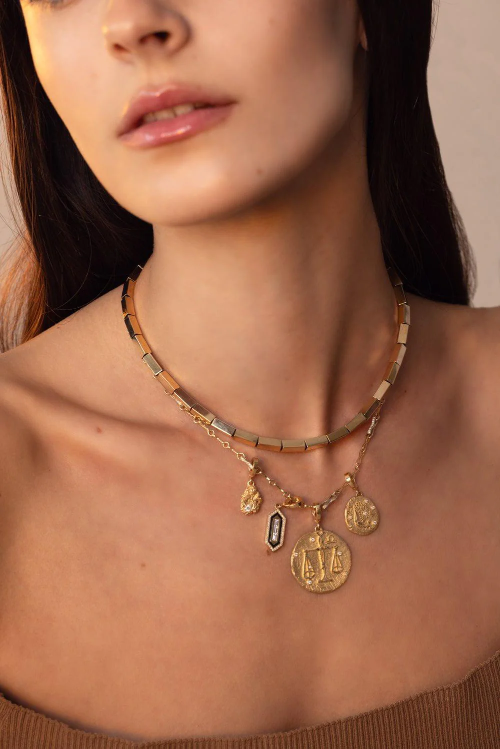 Small Diamond Circle Link Chain - Image 4