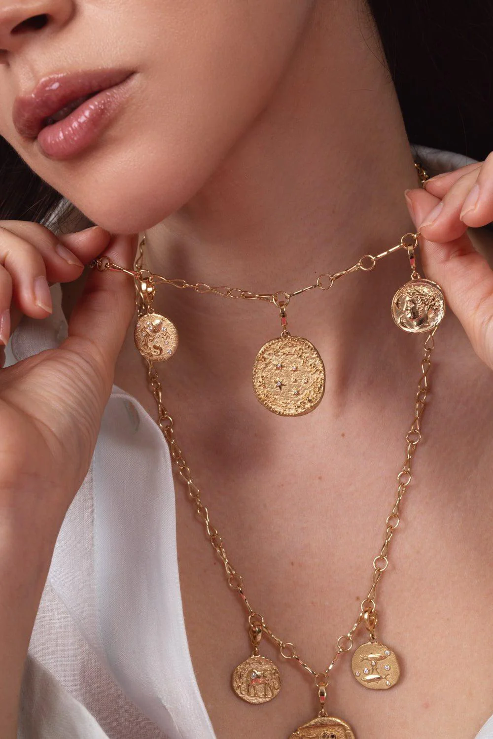 Small Goddess Diamond Coin - Image 2