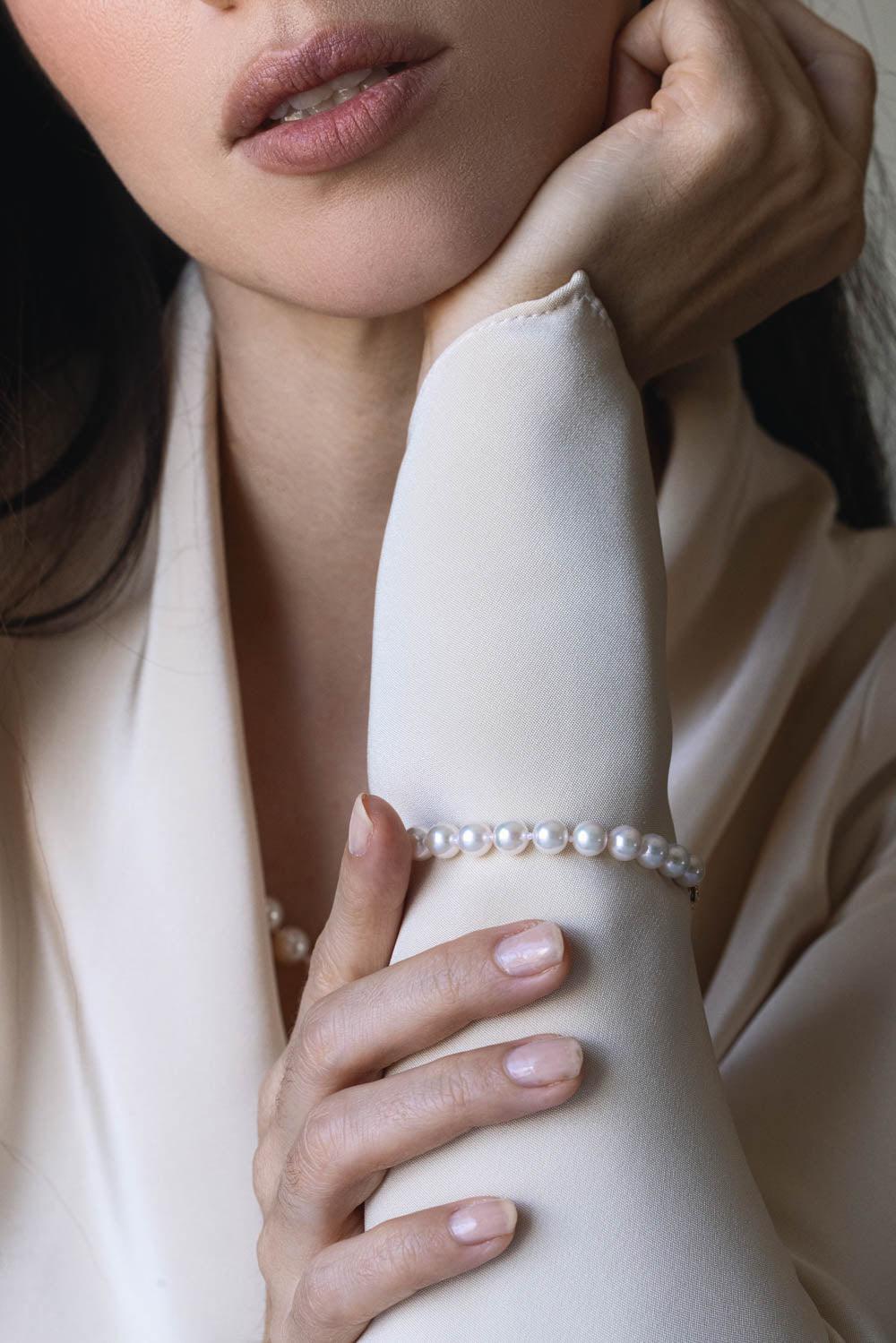 Akoya Pearl Bow Bracelet - Image 3