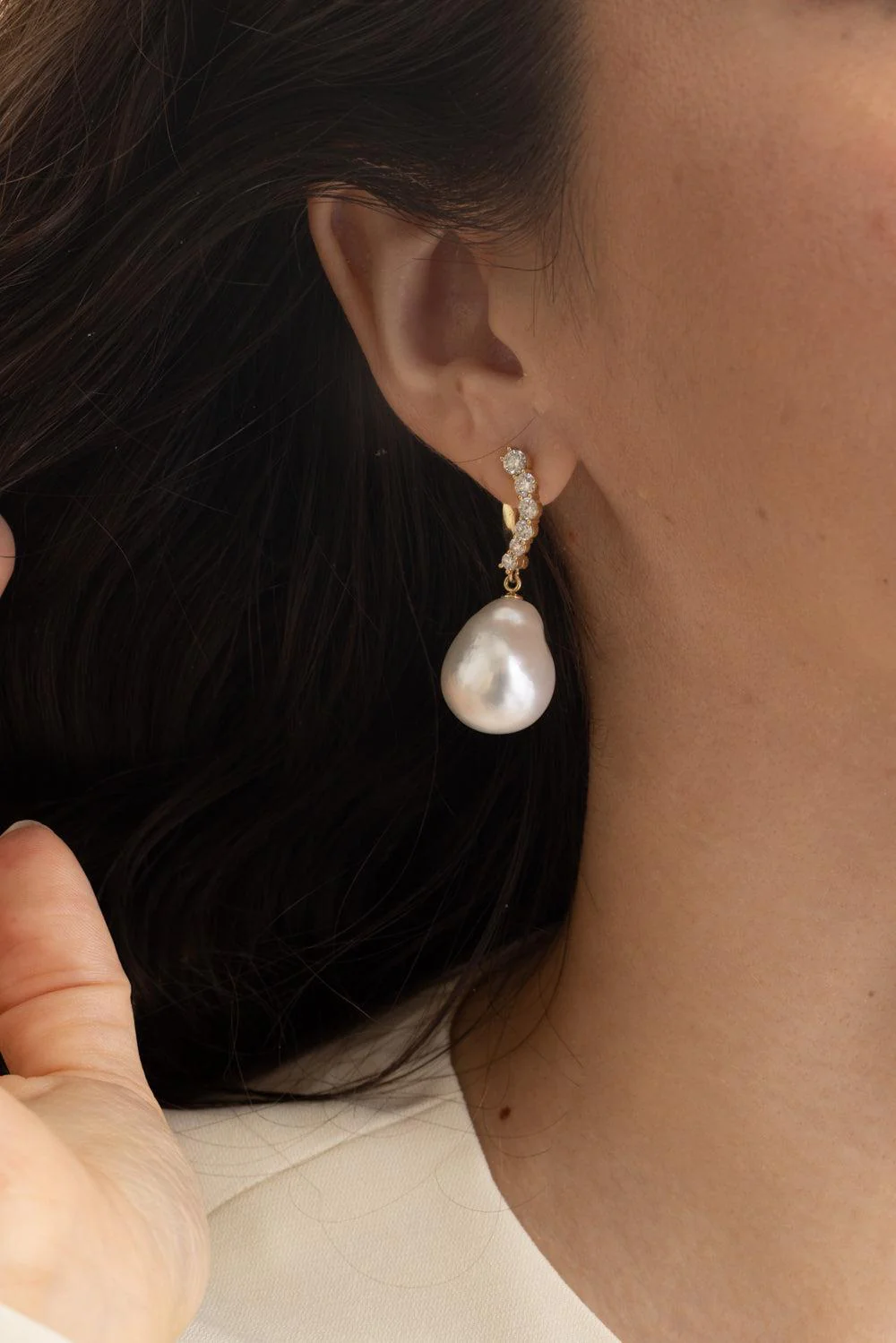 Diamond Pearl Earrings - Image 4