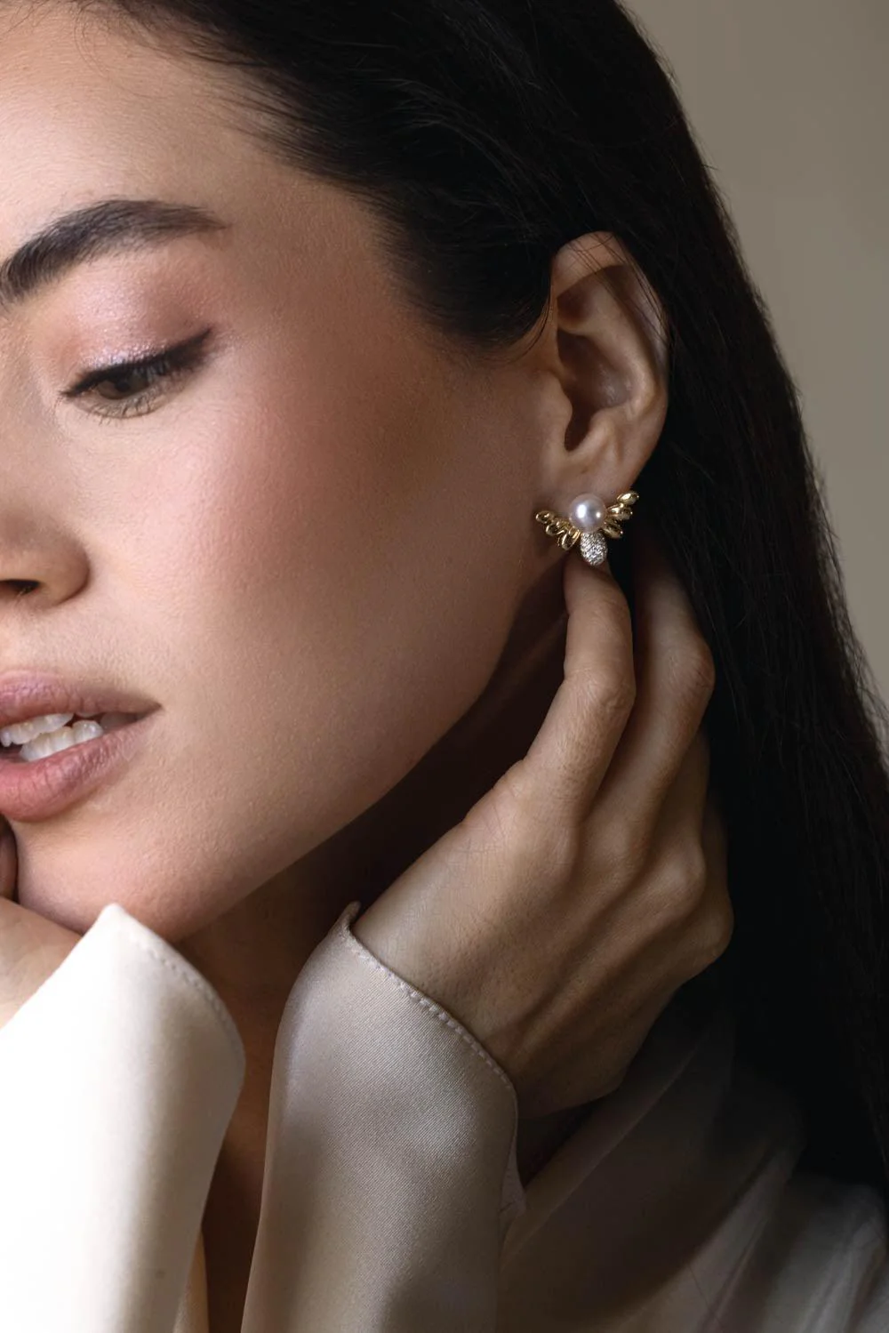 Pearl Diamond Bee Earrings - Image 4
