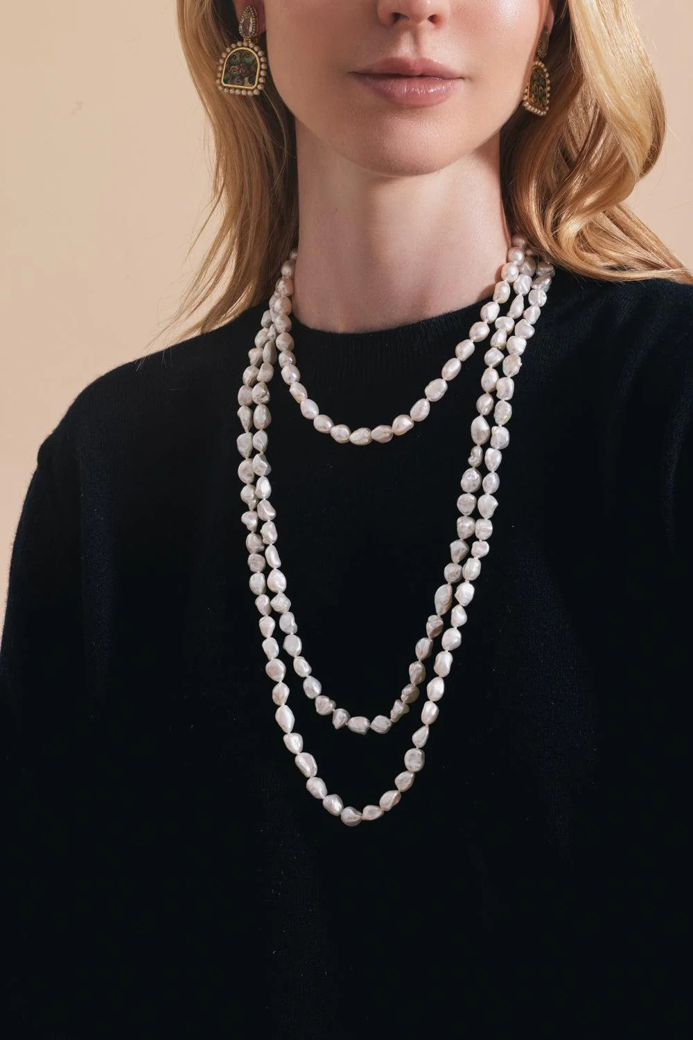 White Pearl Freshwater Baroque Necklace - 15in - Image 2
