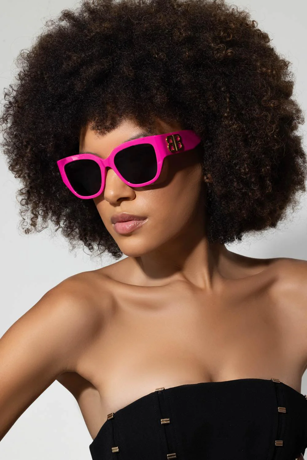 Bossy Round Logo Sunglasses - Image 2