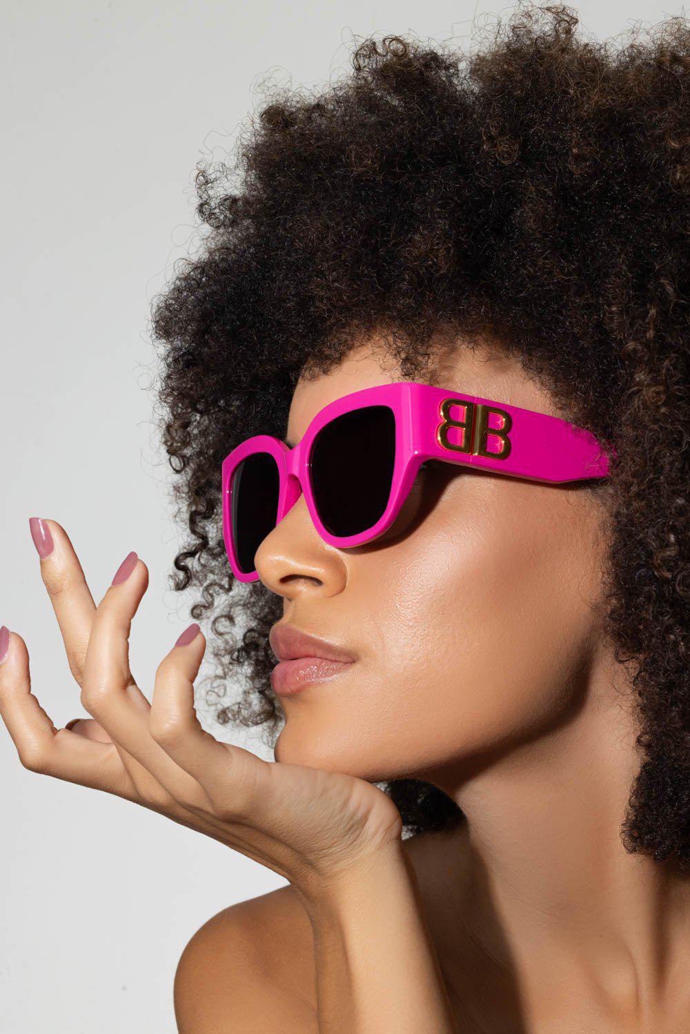 Bossy Round Logo Sunglasses - Image 4