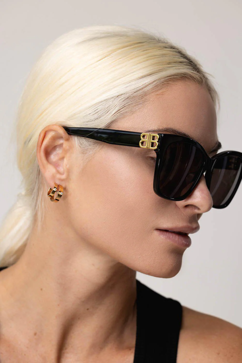 Everyday Sunglasses - Black - Image 4