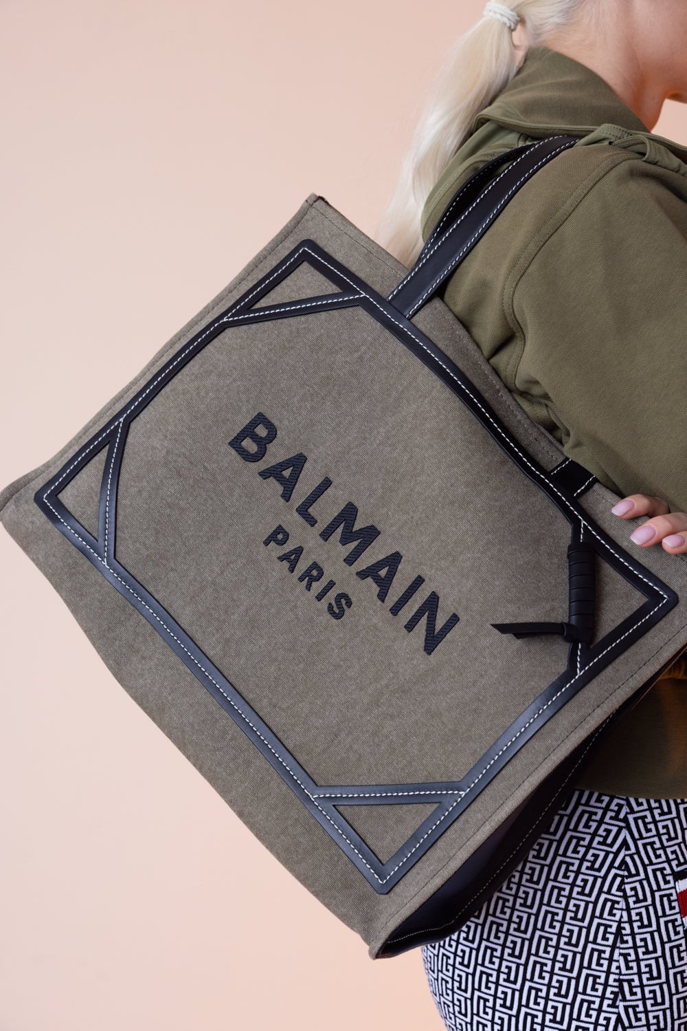 B-Army Shopper Medium Tote Bag - Image 3