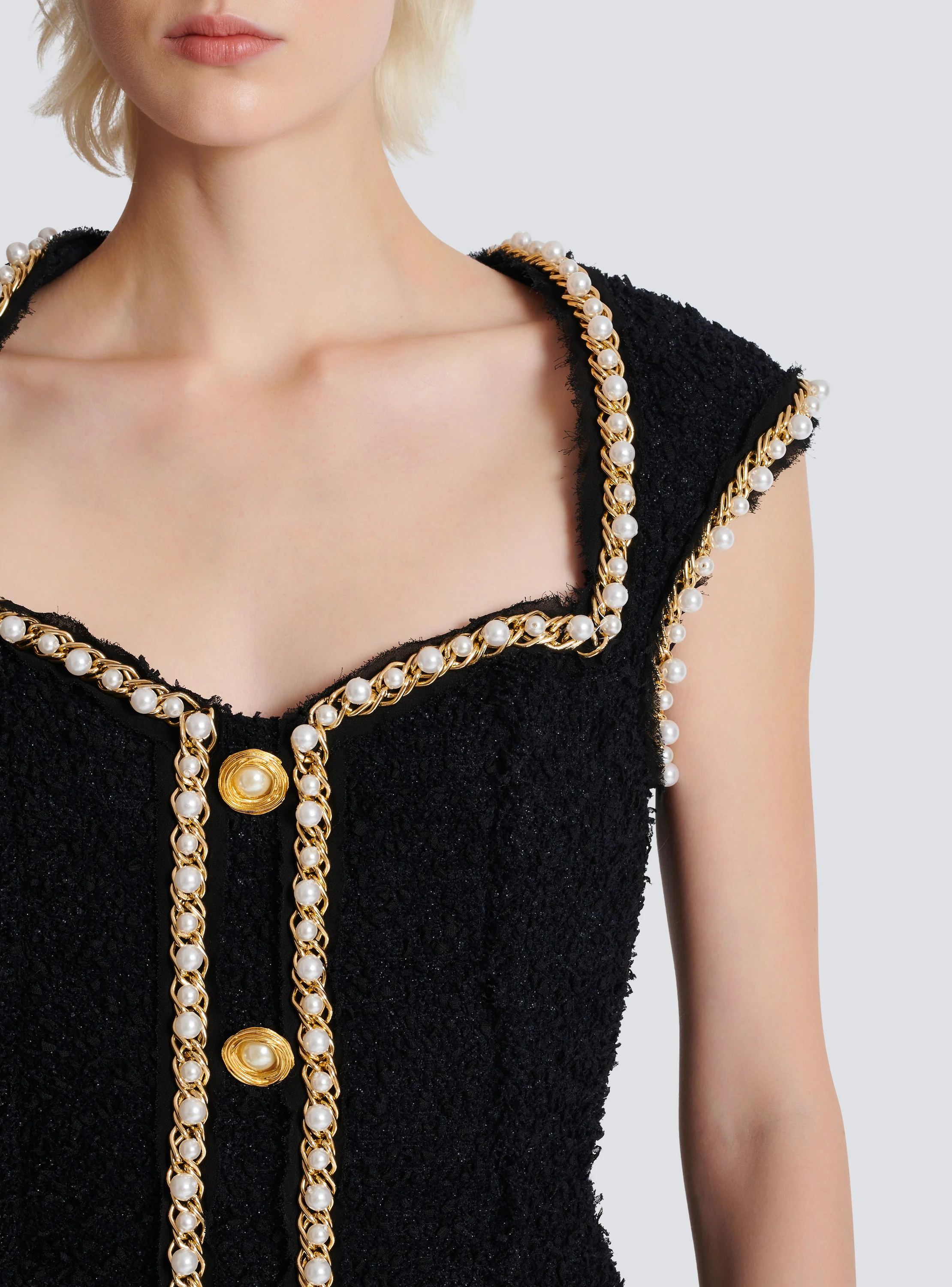 Open Neck Chain Detail Dress - Image 7