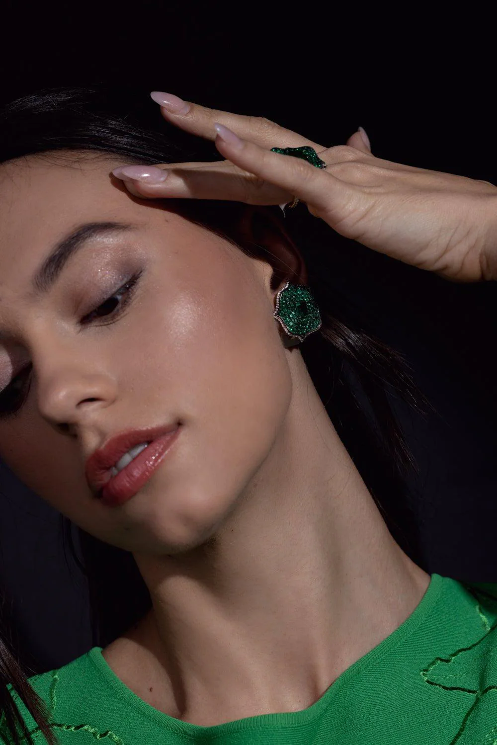 Lotus Emerald Earrings - Image 3