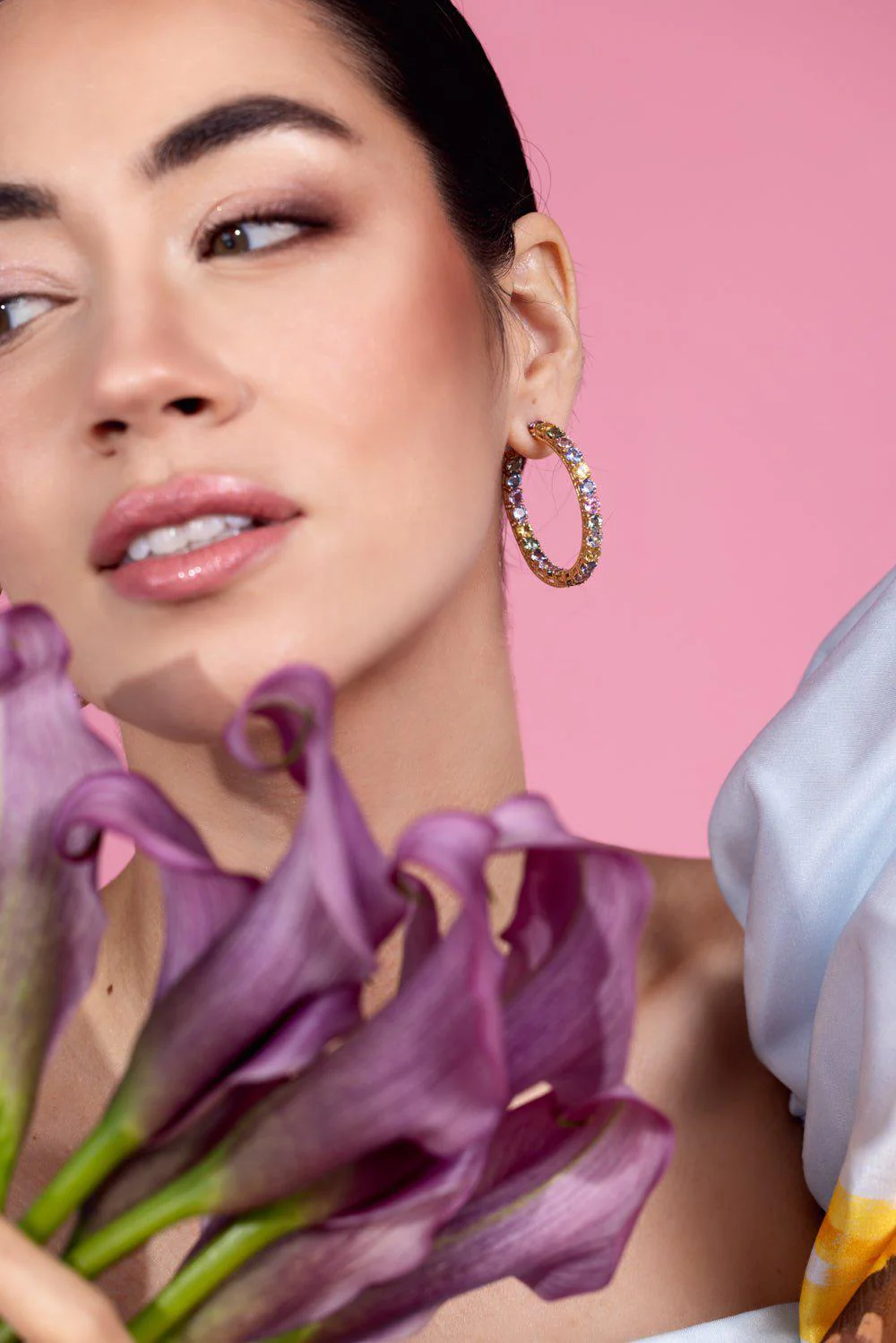 Medium Multicolor Sapphire Hoop Earrings - Image 4