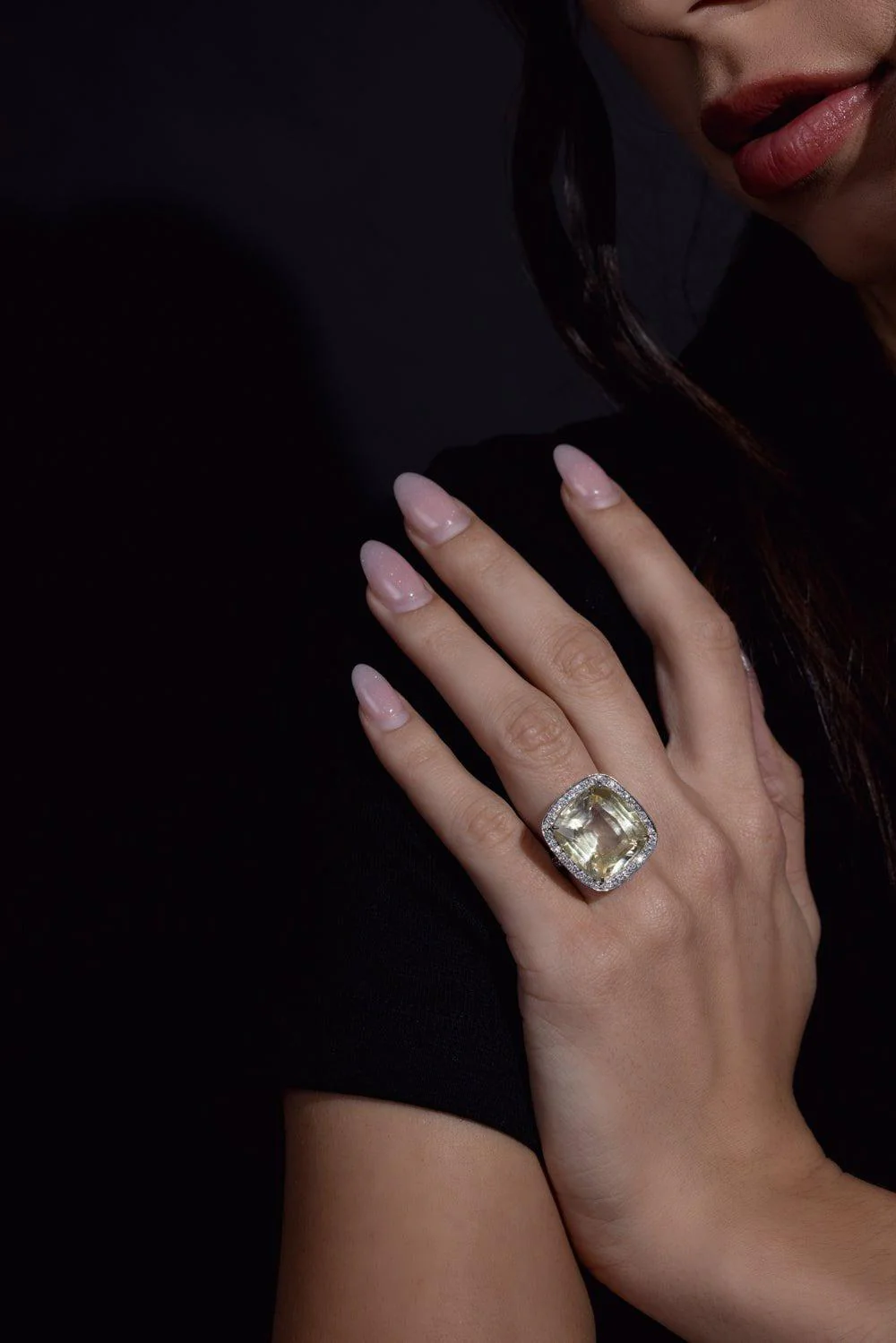 Natural Sapphire Diamond Ring - Image 3