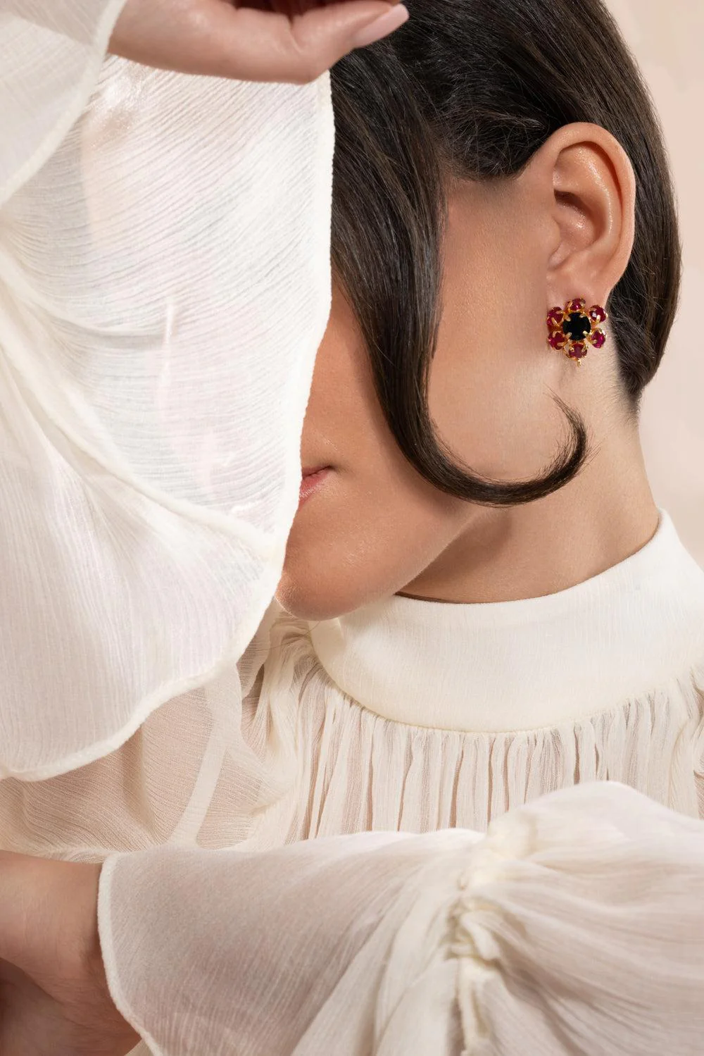 Fuchsia Quartz Onyx Gaiana Stud Earrings - Image 2