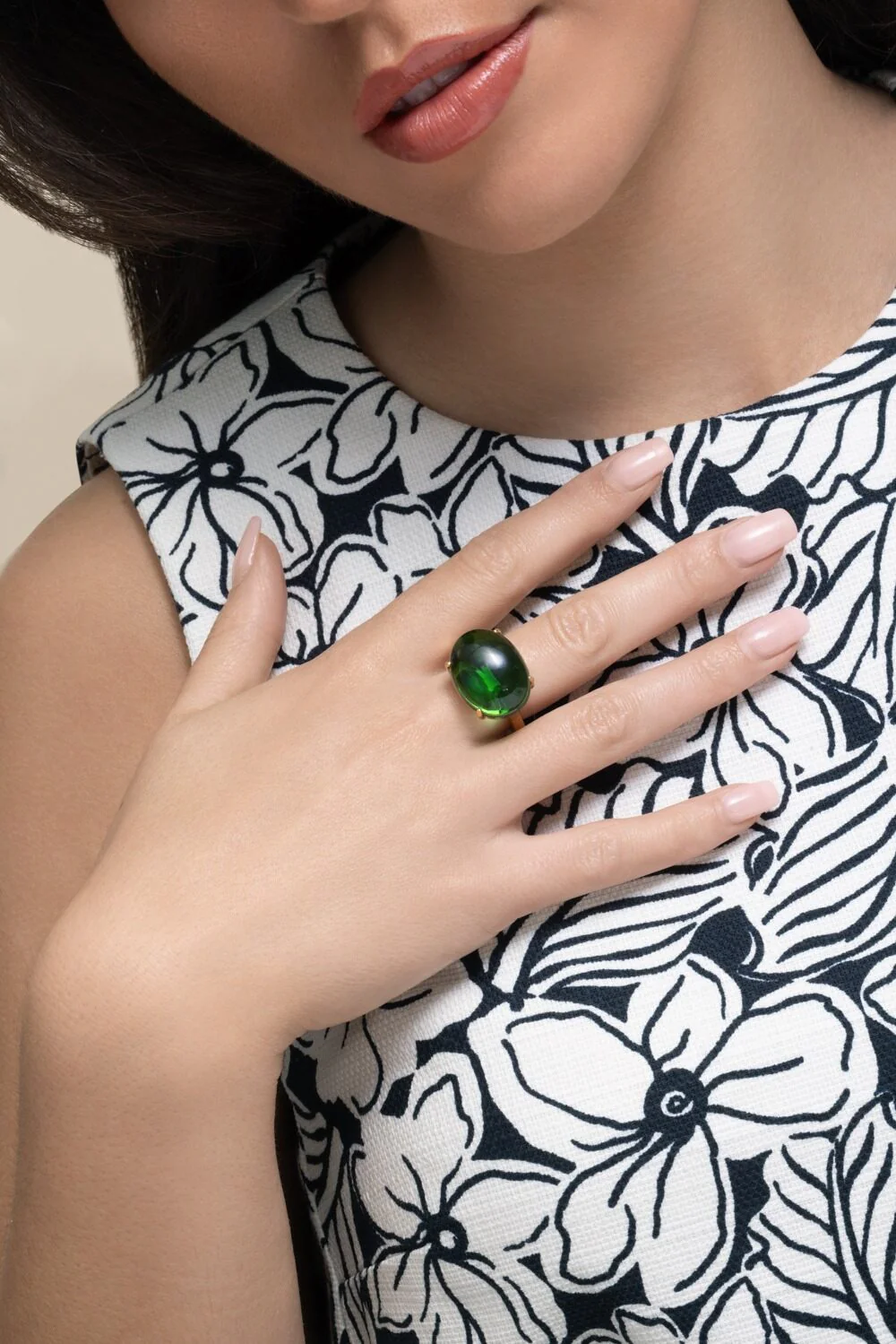 Green Quartz Gabriela Ring - Image 2