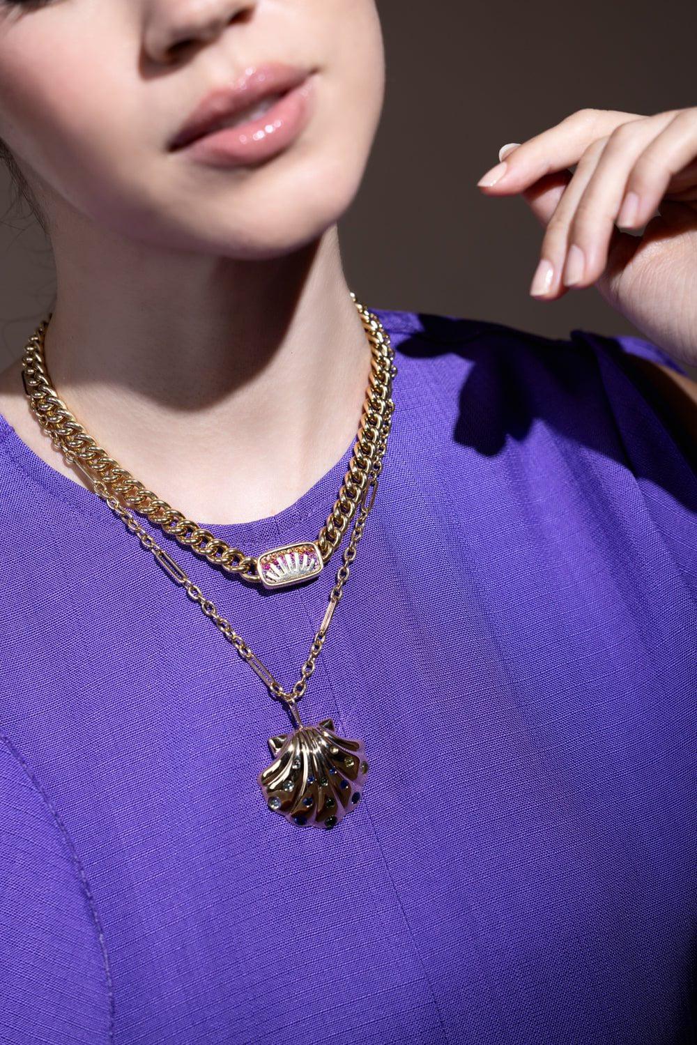 Large Cabochon Gold Shell Pendant Necklace - Image 3