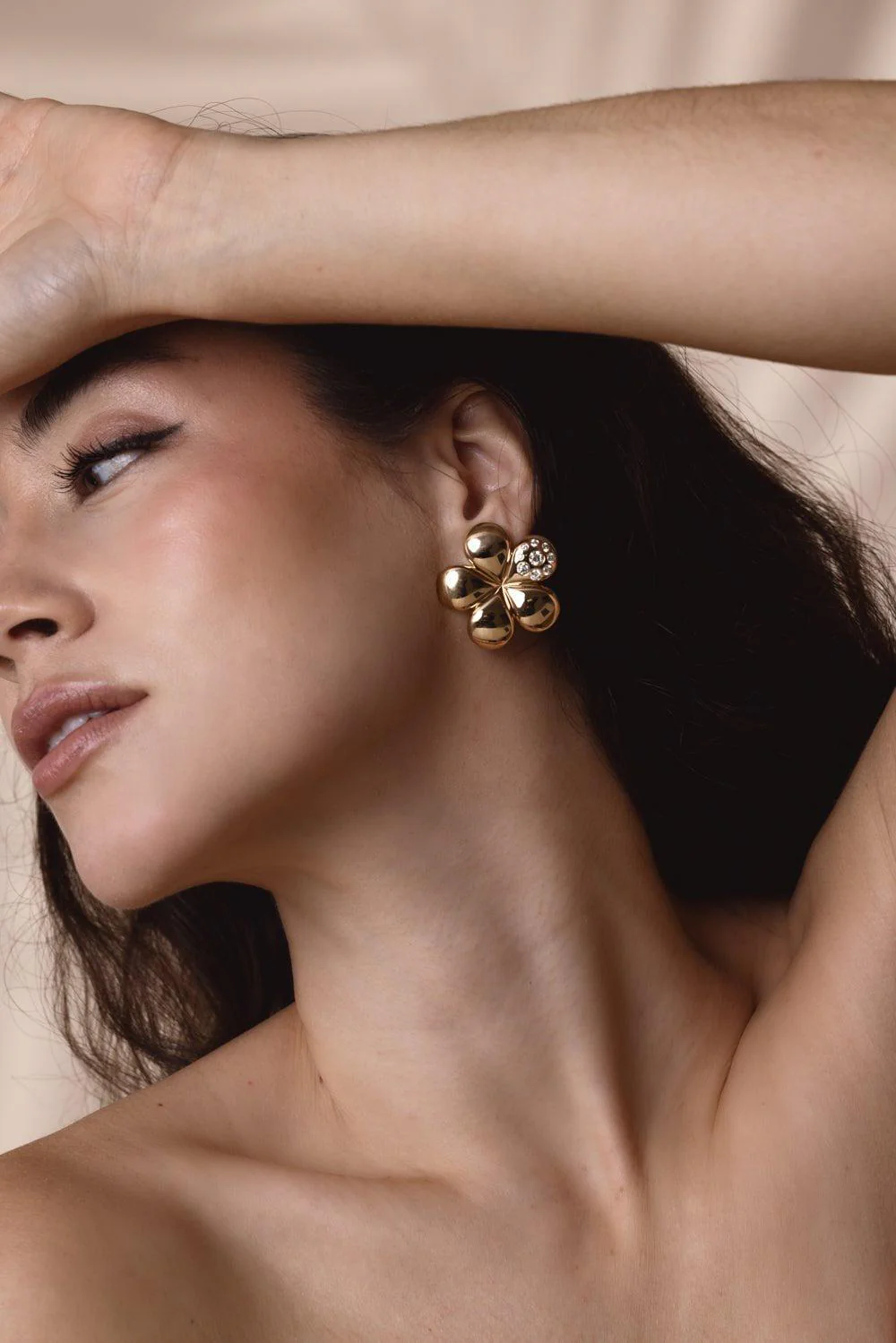Single Diamond Petal Medium Flower Earrings - Image 2