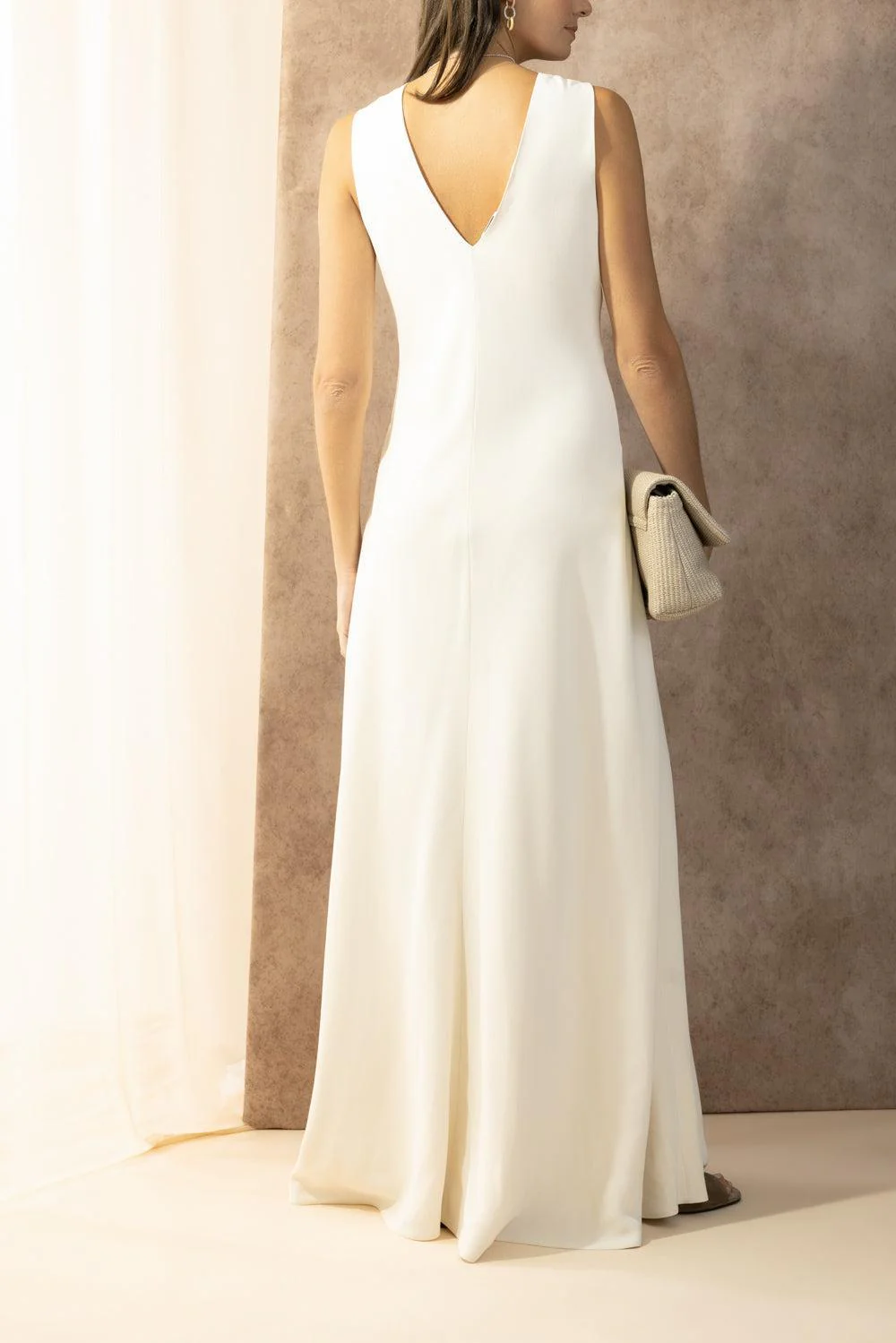 Precious Neckline Fluid Dress - Image 4